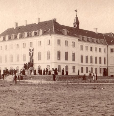 11_skolen-1911_1280x933